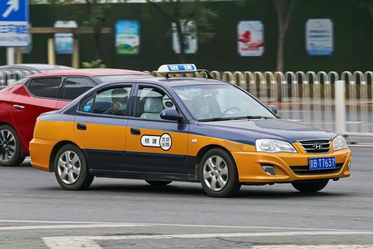 普通人还有没有机会从底层逆袭？那些杀出底层的狠人，到底做对了什么？今天聊的内容很