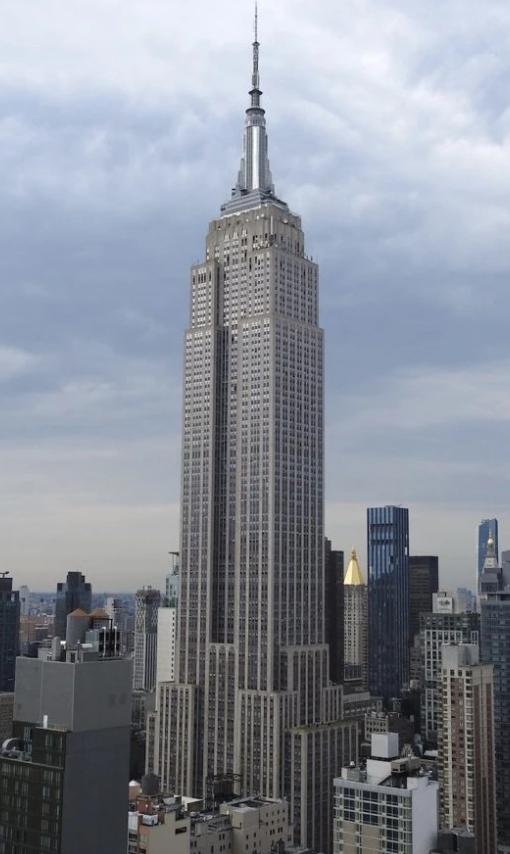 华尔街日报最近发了一篇挺震撼的深度报道，揭露了一个极其隐秘但疯狂的圈子：中国顶级