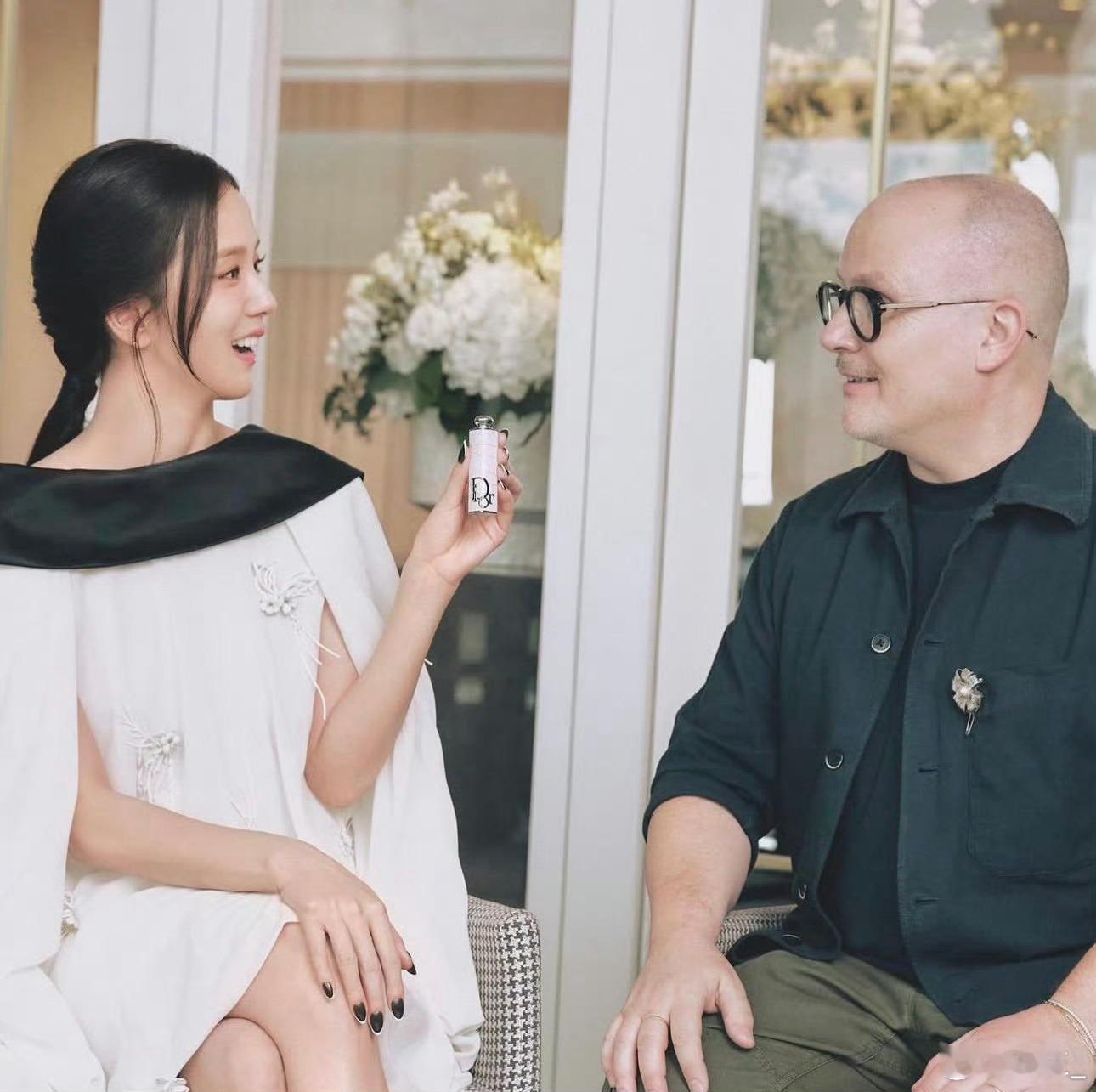 好优雅好知性好女神金智秀我要嫁给你