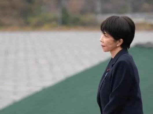 日本彻底慌了！6月1日中国一记重拳落下，稀土和技术的大门，这次真的焊死了。