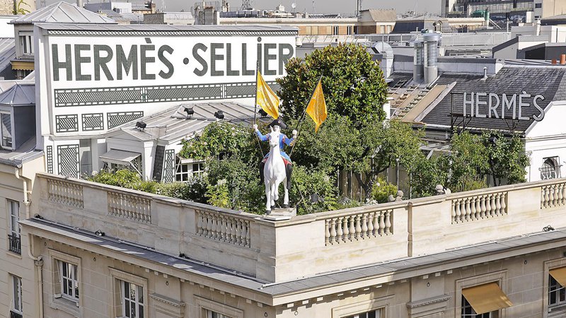 时尚情报丨爱马仕继承人被骗150亿, 开云投资黄金品牌