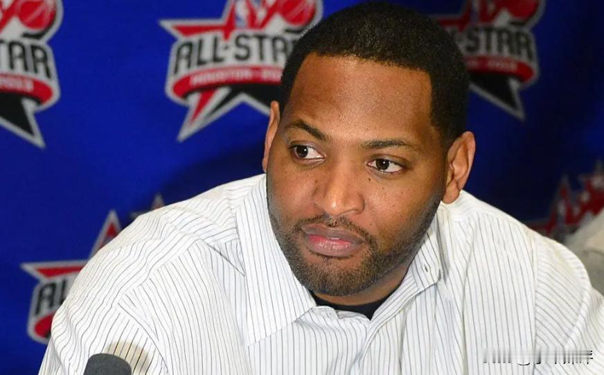 火箭队有两个意外消息：第一个意外是他们的赛程松得离谱。打到现在全联盟就他们比赛