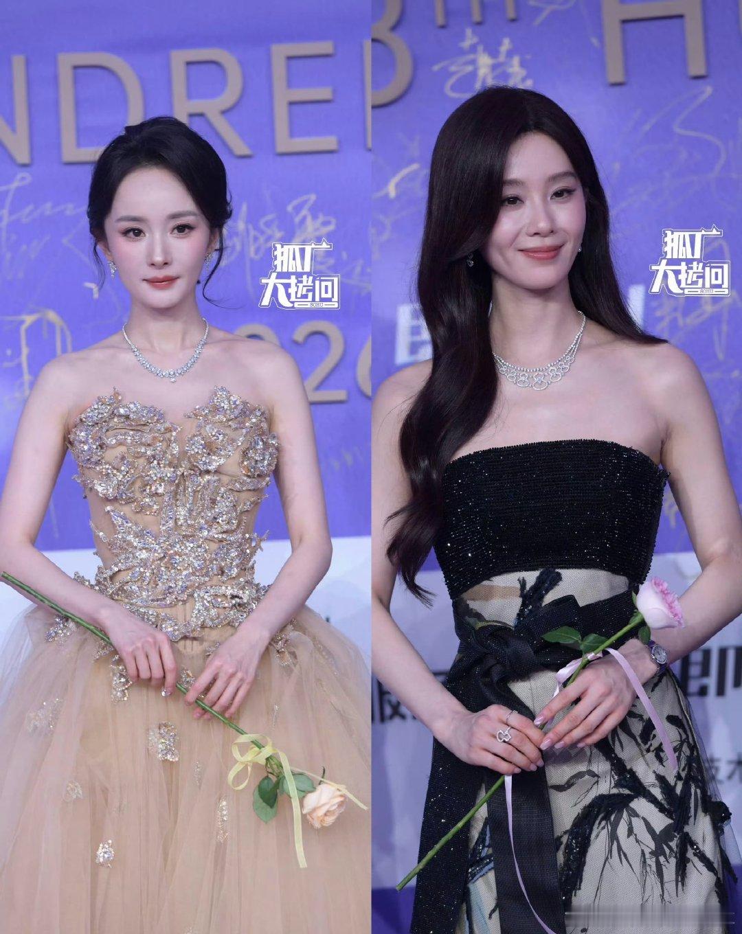 我诗今天精挑细选了阿尼玛的高定，站在了一身金色的祖海女王身边，瞬间黯然失色。