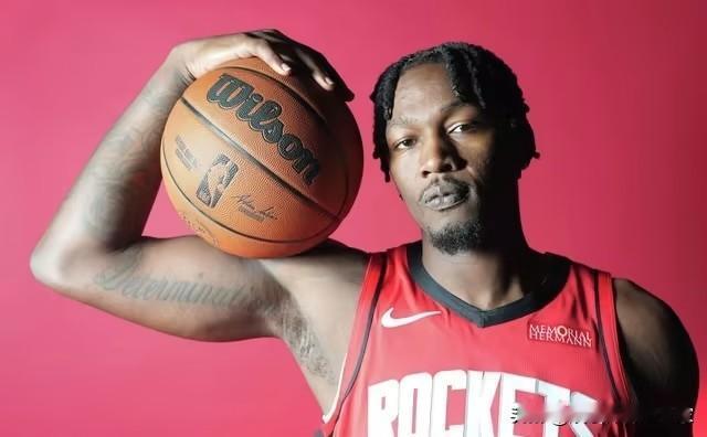 火箭寻求后场升级！芬尼史密斯已摆上货架，能换来谁？据火箭随队记者报道，球队正积