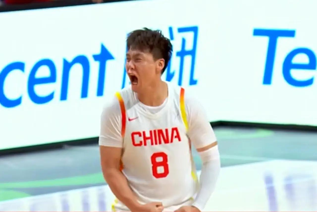 关于中国男篮，再多聊几句：1，赵睿必须回来，没有赵睿是真不行，后卫线太孱弱，别