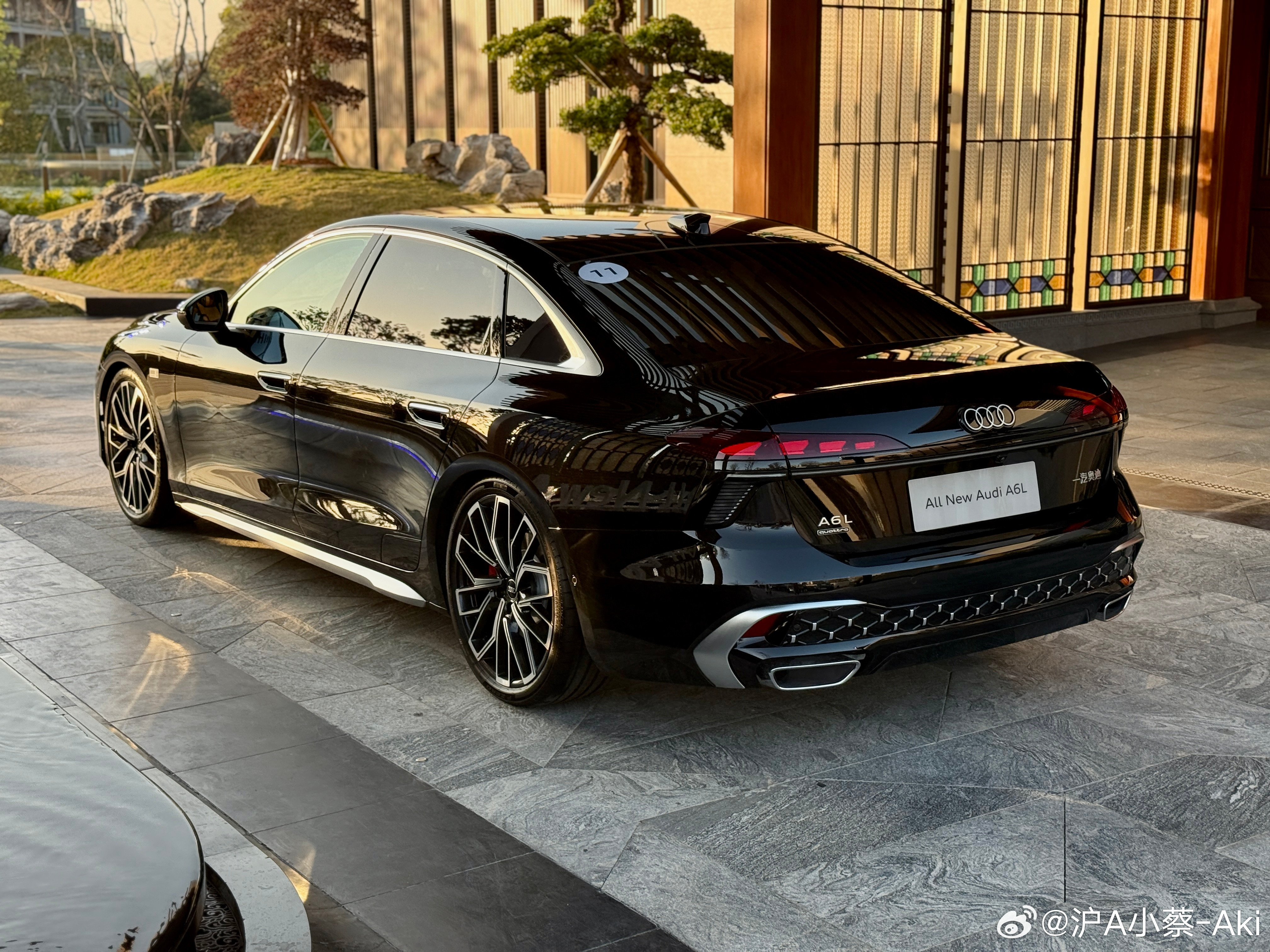 集齐了从C4-C9各代的奥迪A6，肉眼可见的越活越年轻~以前不穿一身行政夹克、P