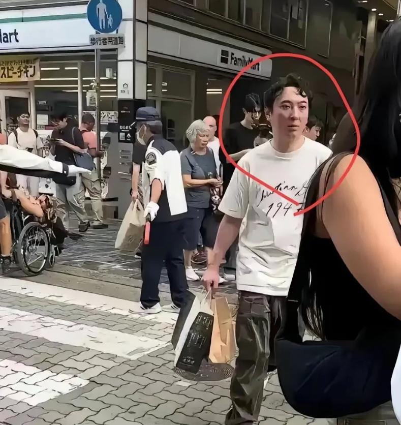 王思聪大概率不会再回国了，不是因为他欠了20亿，也不是王健林卖掉了48座万达，而