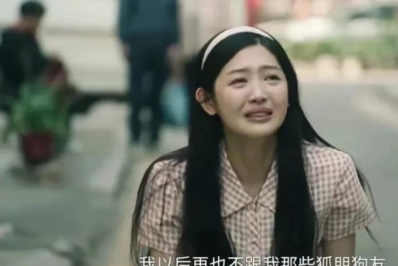 《扫毒风暴》第11，12集抢先看。1，沈萍安葬好夏讯以后，就去戒毒所接受戒毒治