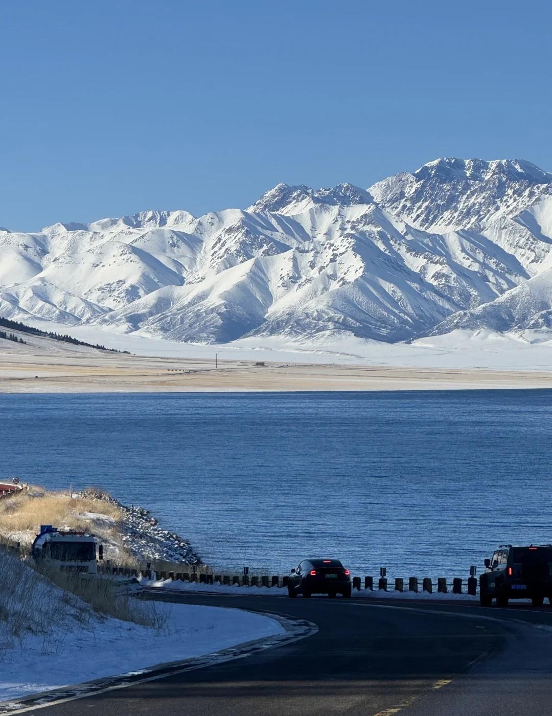 11.7赛里木湖赛里木湖赛里木湖蓝赛里木湖自驾新疆世界的尽头是雪山和