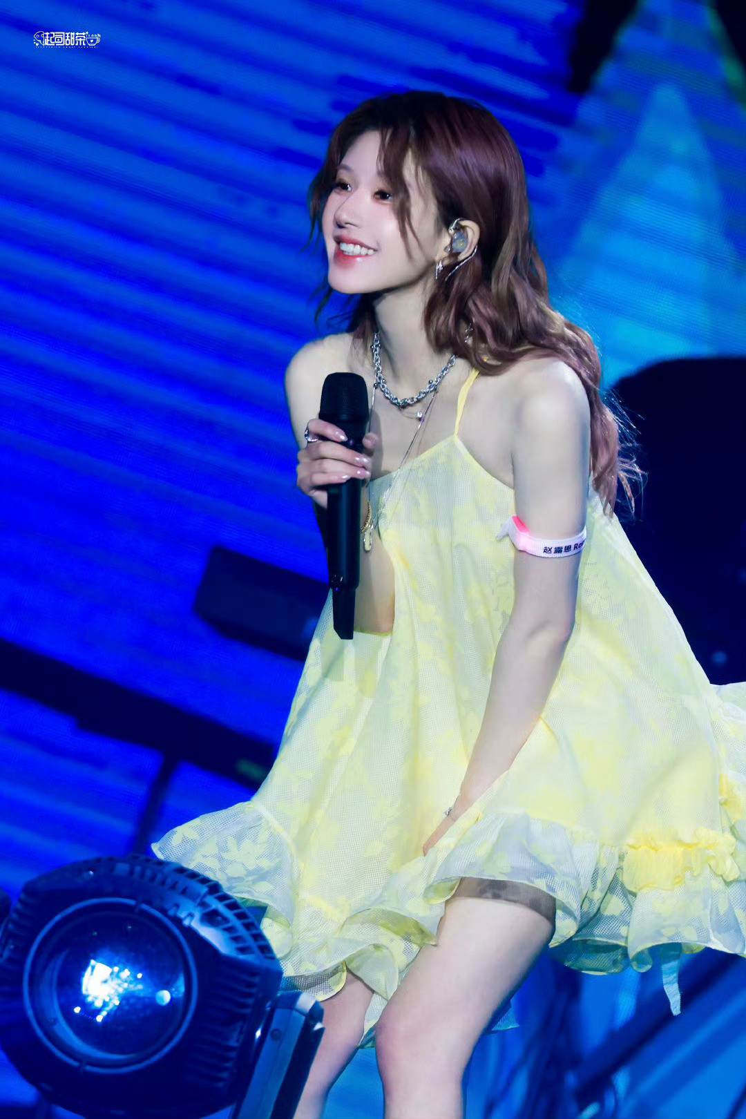 赵露思真是做演员做爱豆都精彩一女的​​​