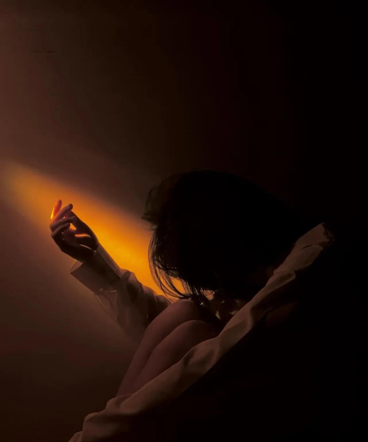 一个家庭，如果女人强势，这个家一定不会好，女人强势，男人势必就软弱，因为两