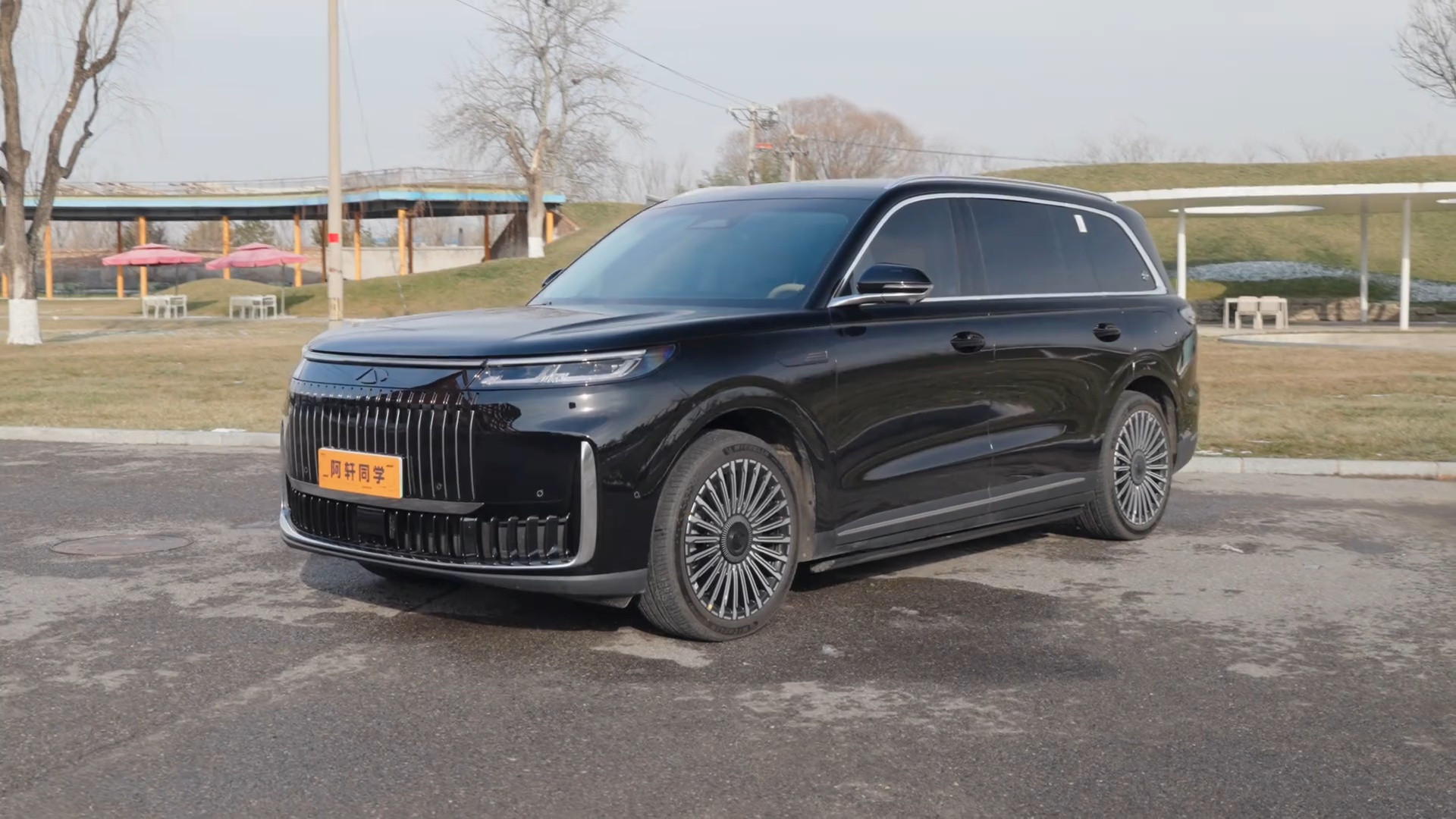 20万级家用大六座SUV怎么选？ 速看吉利银河M9和风云T11真实测