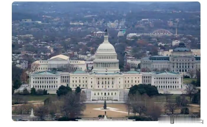 与其说援助，不如说笑话！最近美国参众两院通过了国防预算资金方案，通过的资金数量