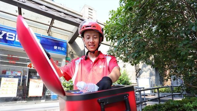 5天“挖空”美团十年家底? 京东外卖这波操作, 把我看傻了!