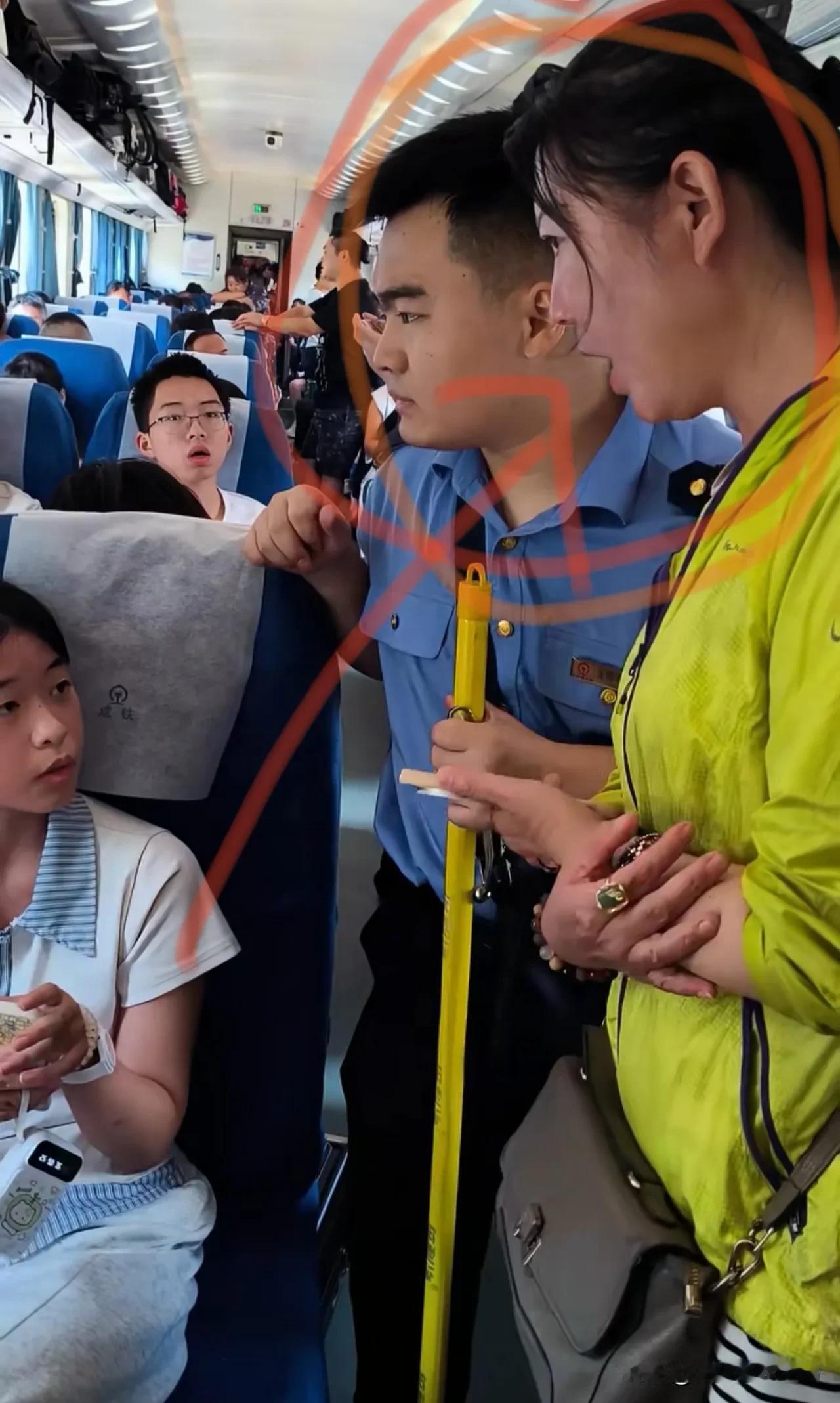 是两小姑娘没礼貌？还是少妇不要脸？因为带的行李多，两个小姑娘买三张票，中间位置