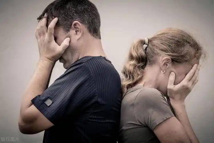 一位社会学家说：“以前的人婚外情偷偷摸摸，现在的人婚外情理直气壮。”60年代