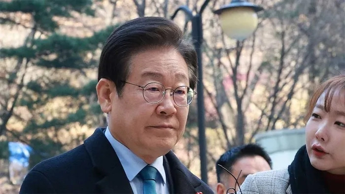 5月23日，根据《华尔街日报》报道的消息，美国正在考虑从韩国撤出4500名驻韩美