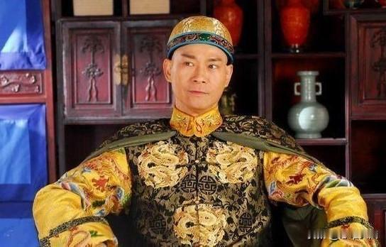 乾隆，一台不带感情的政治机器有一段子，把乾隆的管理方式写得十分透彻：听我