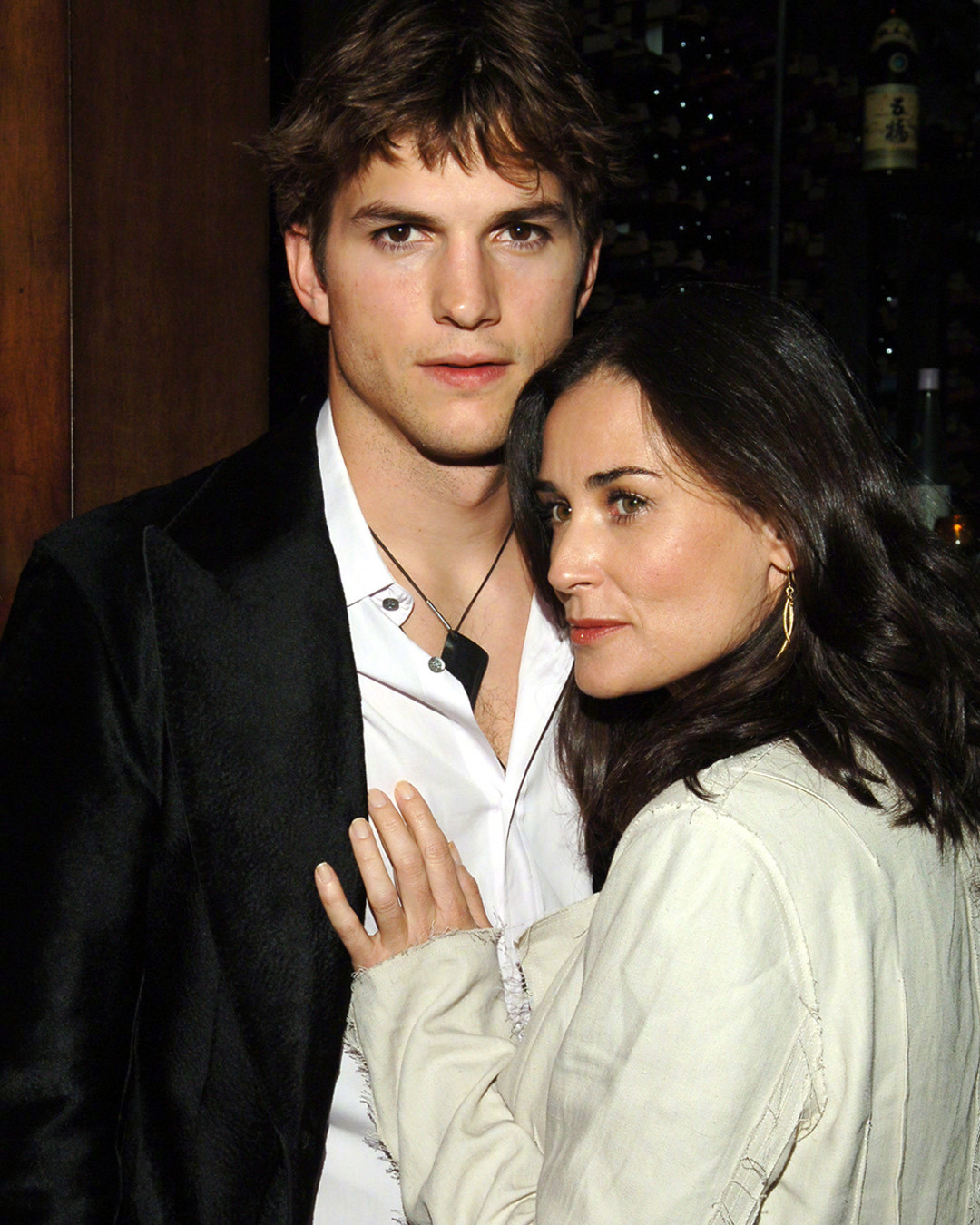 2000年代最受关注的好莱坞恋情之一——黛米·摩尔和小15岁的阿什顿・库彻💘