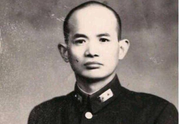 1961年，邱行湘已经54岁了，原74军军长邱维达见他还是单身，就说：“有个30