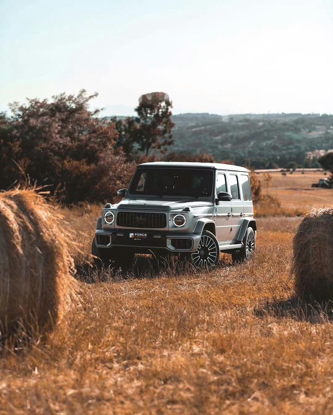 梅赛德斯–AMGG63