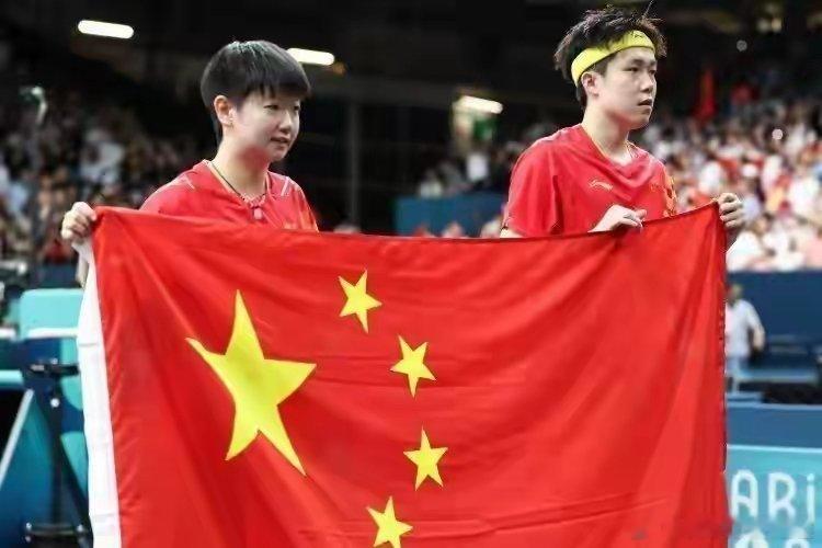 中国乒乓大捷！豪夺3冠，日本1冠，姜依依3小将轰3-0、3-0、3-2北京时间5