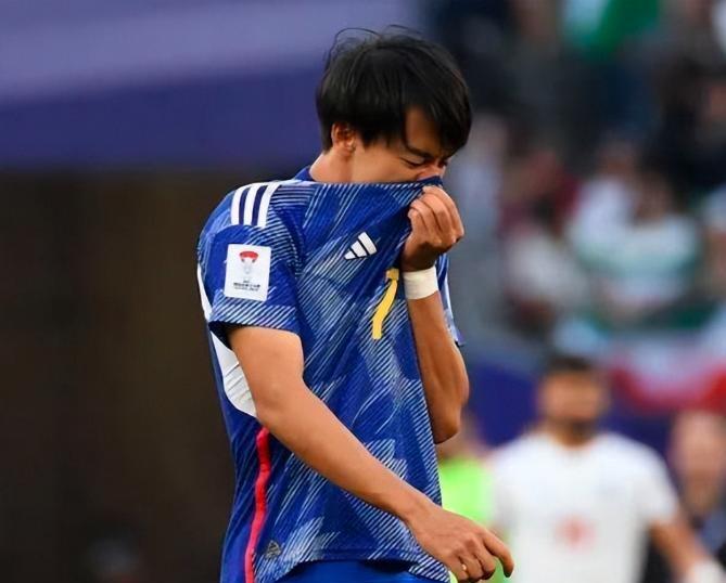 日本击败苏格兰！和国足一样状态火热！向着世界杯冠军又迈出了一步！看来日本距离世界