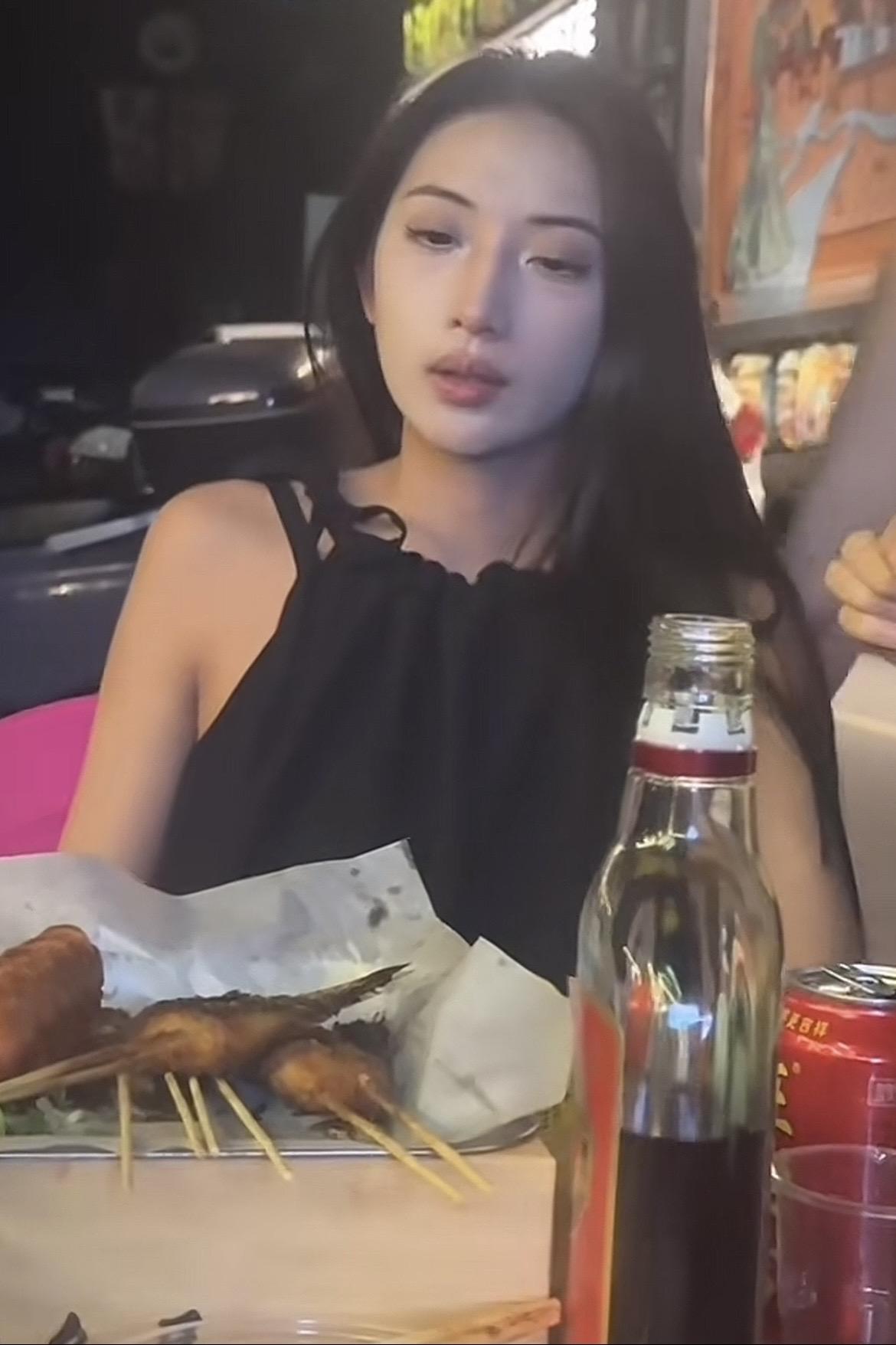 微醺状态最好，没有清醒时的理智，也没有酒后的放肆