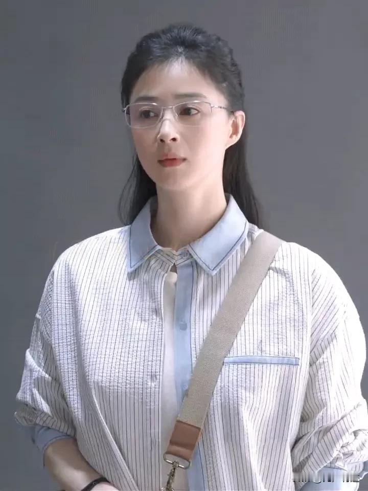 41岁蒋欣新剧再扮少女，大家觉得她这状态如何？没有违和感吧？