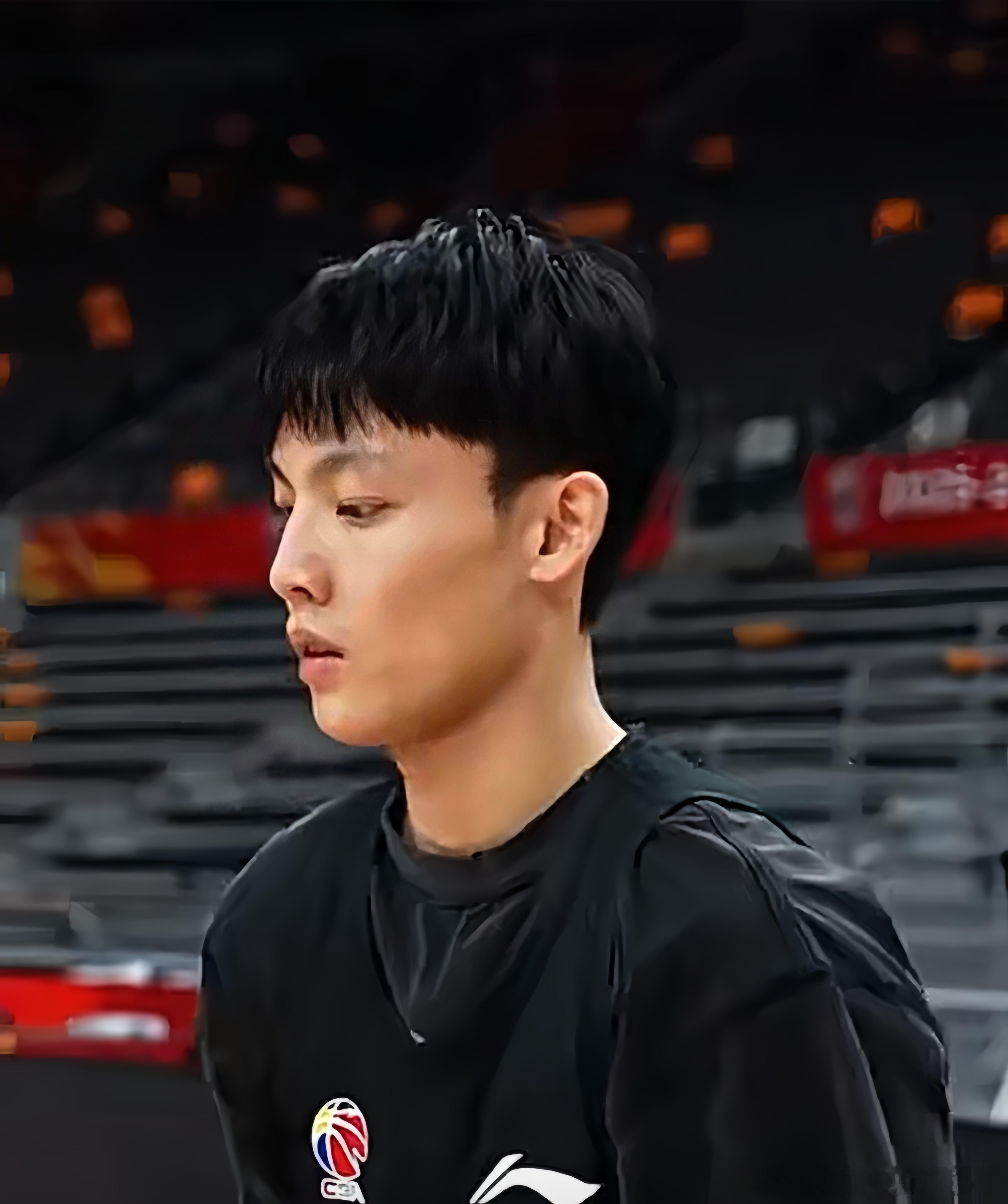 赛事预告：今晚，（12月14日）晚上19点30分，东莞篮球中心，CBA新赛季首战