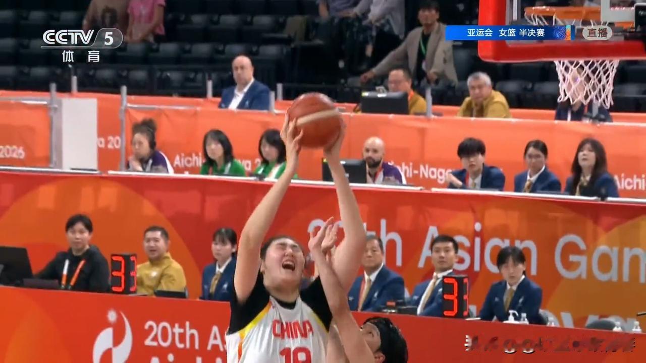 张子宇表现让韩国女篮目瞪口呆！统治篮下，中国女篮对阵韩国女篮的亚运会半决赛比