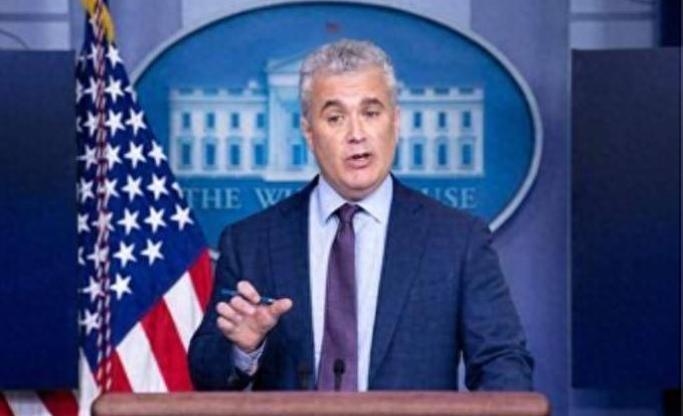美国要向俄方买岛，对付解放军？扎哈罗娃送美一句话，侮辱性极强。美国陆军中校弗里