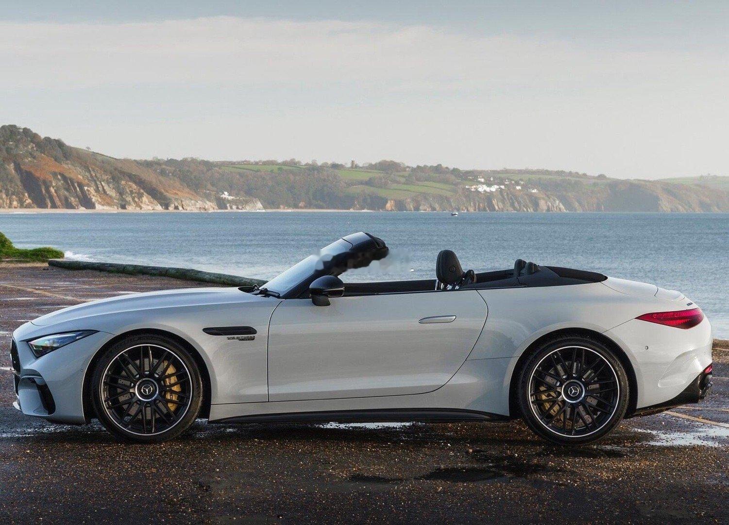 梅赛德斯-奔驰SL63AMG是一款集奢华、性能与尖端科技于一身的旗舰级软