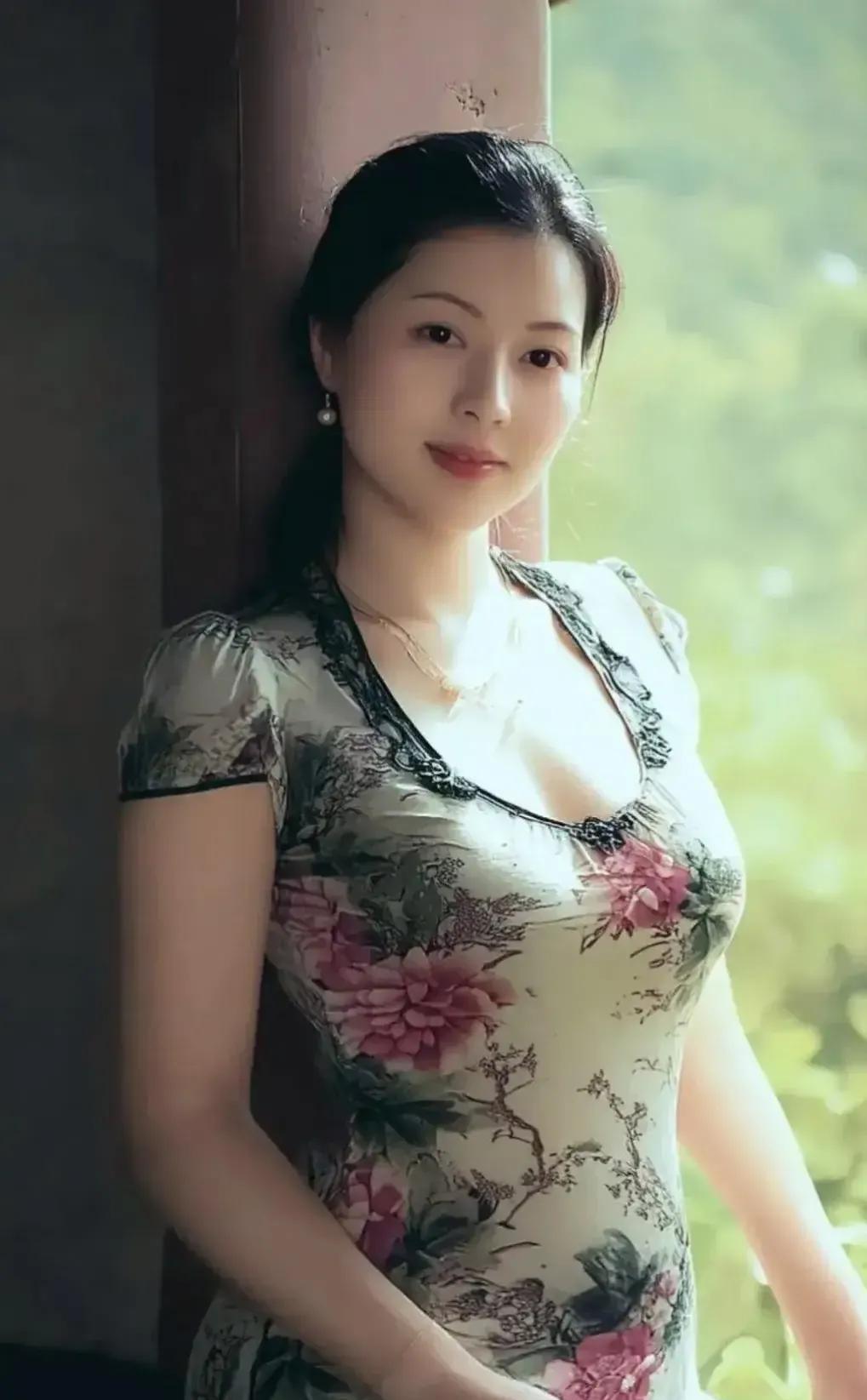 人生最重要的五件事：1.健康健康是人生的基石。没有健康，一切荣华富贵都如空