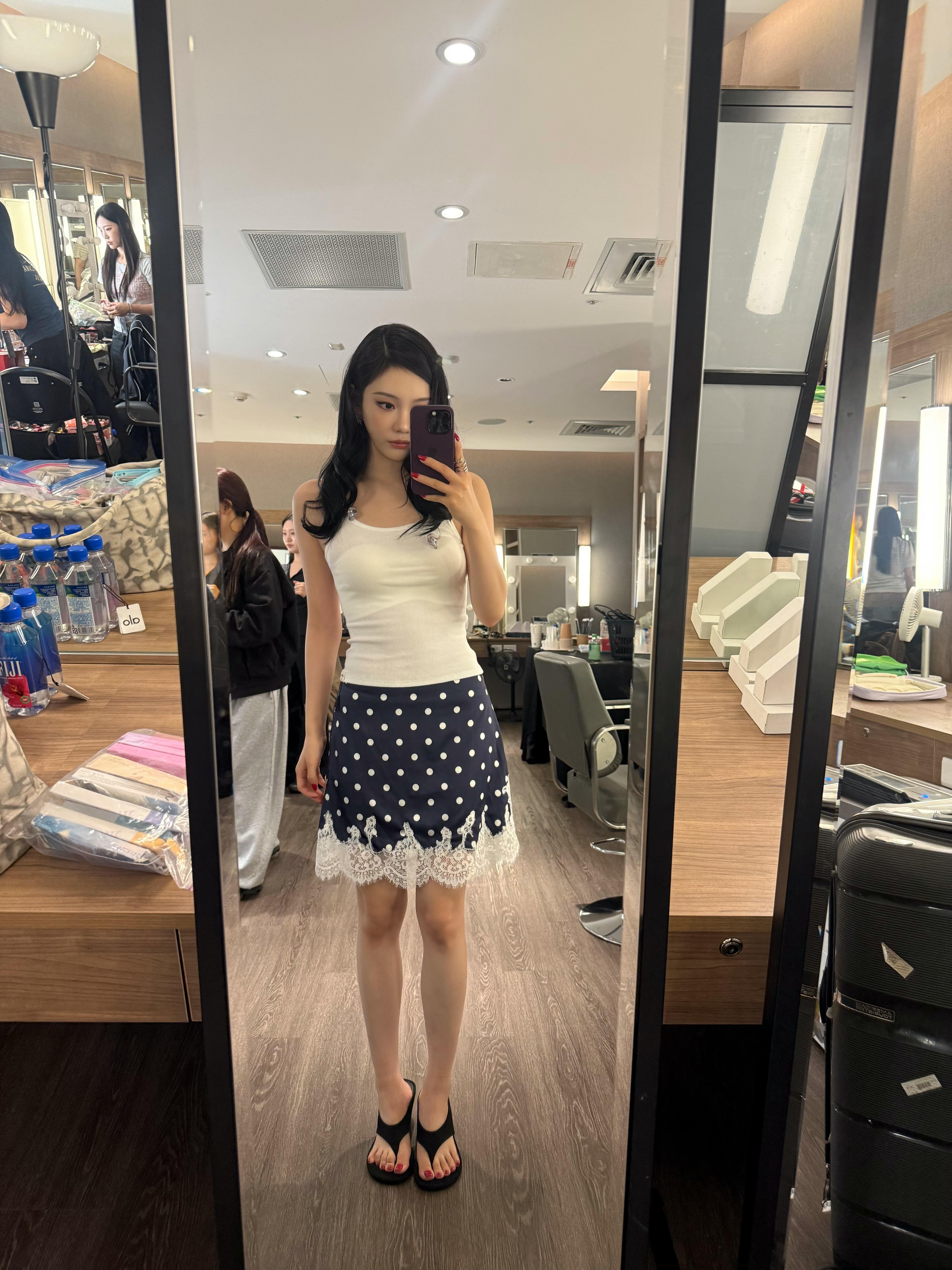 只有宁艺卓会用中文一直喊我们宝宝宁艺卓