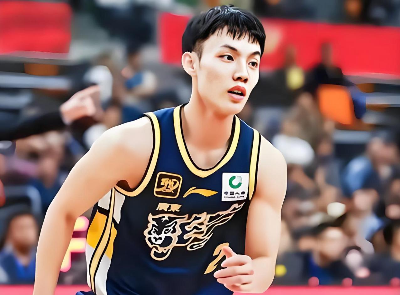 徐杰做出了一个重要决定！广东队PK浙江队，双方12人大名单出炉！广东队后场悍将