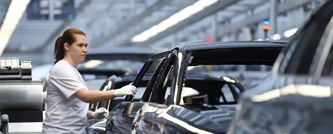 刚结束的德国外长瓦德富尔中国行，本来是为明年默茨总理访华铺路，结果一落地，德国主