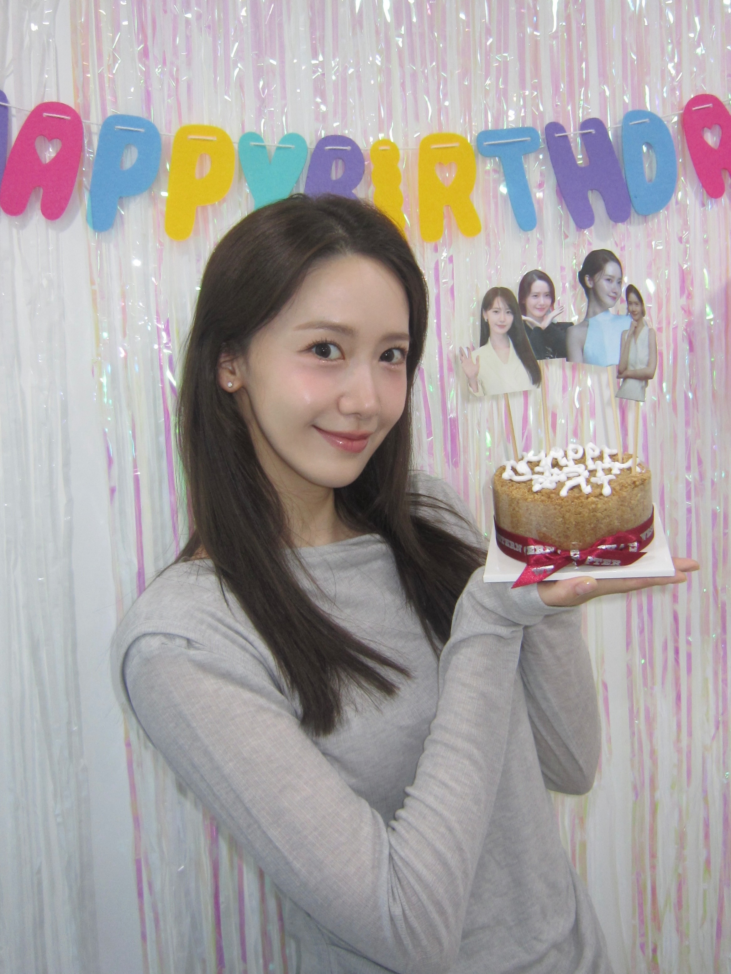 林允儿0530生日快乐Y林允儿出演韩版非自然死亡260530林允儿生日