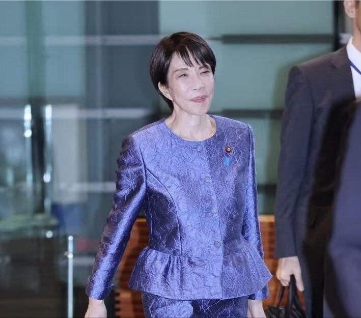 没人理，日本喊话中国当地时间12月25日，日本首相高市早苗在东京发表演讲。她