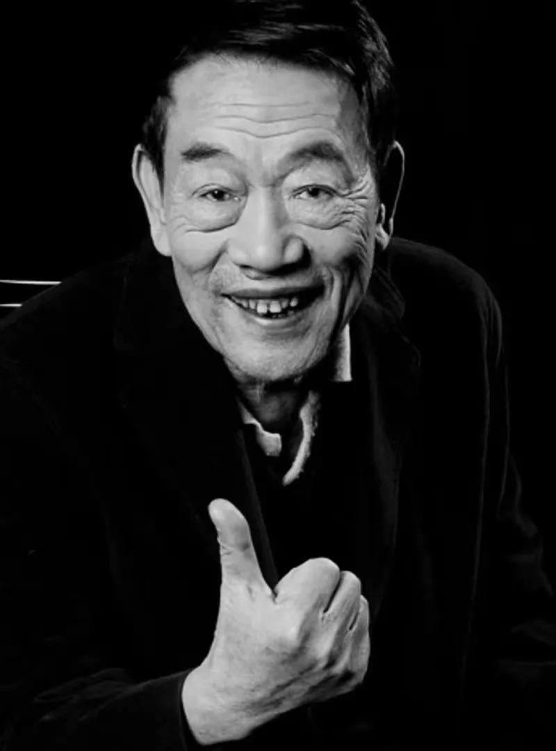 杨少华曾说：“人生苦短，该吃就吃，该喝就喝”。他是这样说的，也是这样做的。跟许多