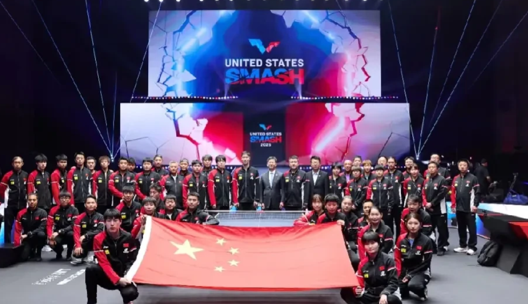 国乒大合照来了，这次的合照和以前的有点不一样！大力上位后，国乒合照不再像以前那