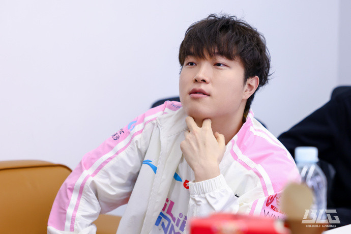 媒体爆料Bin“闹剧”细节: 认识错误并找管理层道歉 保证不会再发散负面情绪