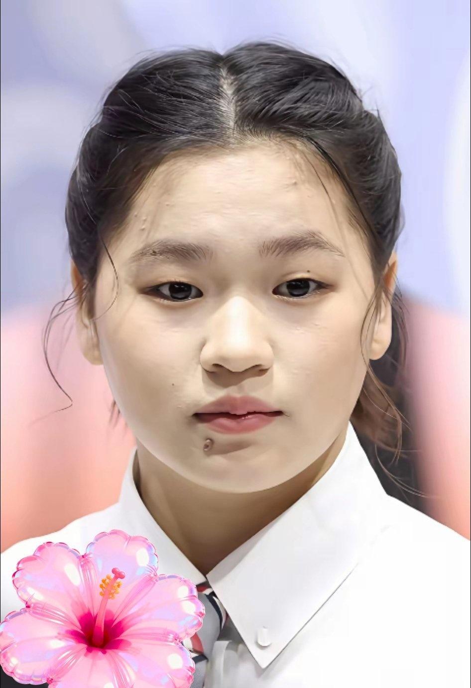 全红婵逃不过基因！可能真的是基因太强大了，你说发育吧，哪个女孩不发育呢？之前很