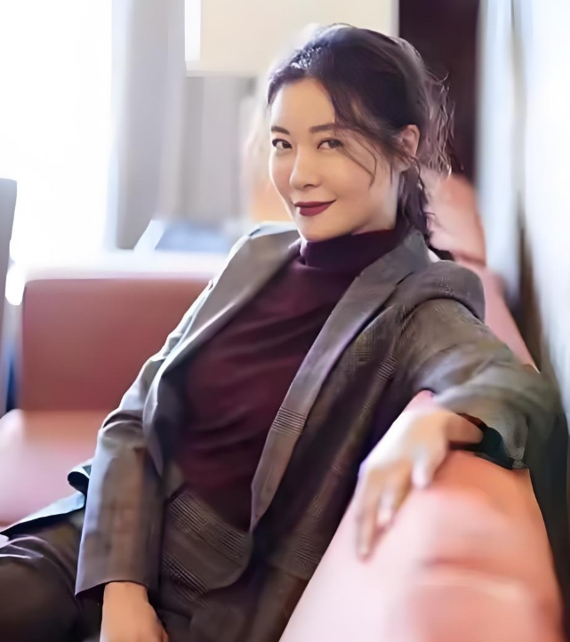 大家有没有觉得凡是演员柯蓝演的剧不论她演的是主角还是配角，就只要她一出场就叫你