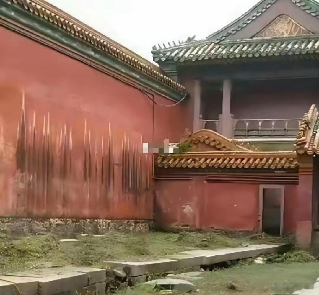 这才是真正的冷宫，妃子住进去不疯才怪