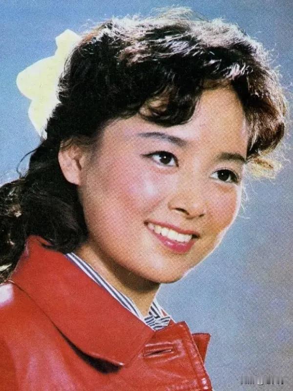 中国电影史人物之第1383位，张瑜（1957年10月9日—）出生于上海。19