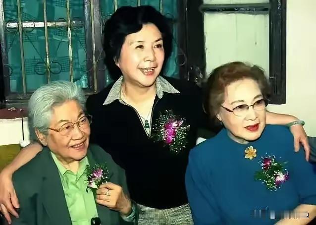 王铎：赵青看望张瑞芳、秦怡