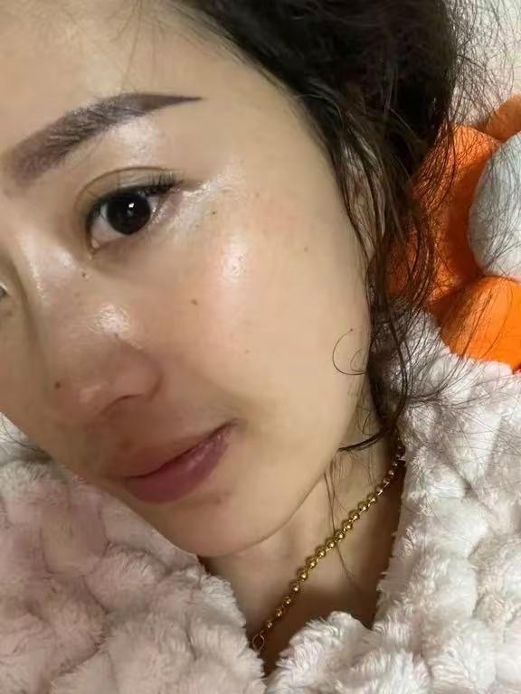 经历了失败的婚姻，从一开始的抱怨和怨恨到告诉自己永远不可原谅，到现在放下一切释然