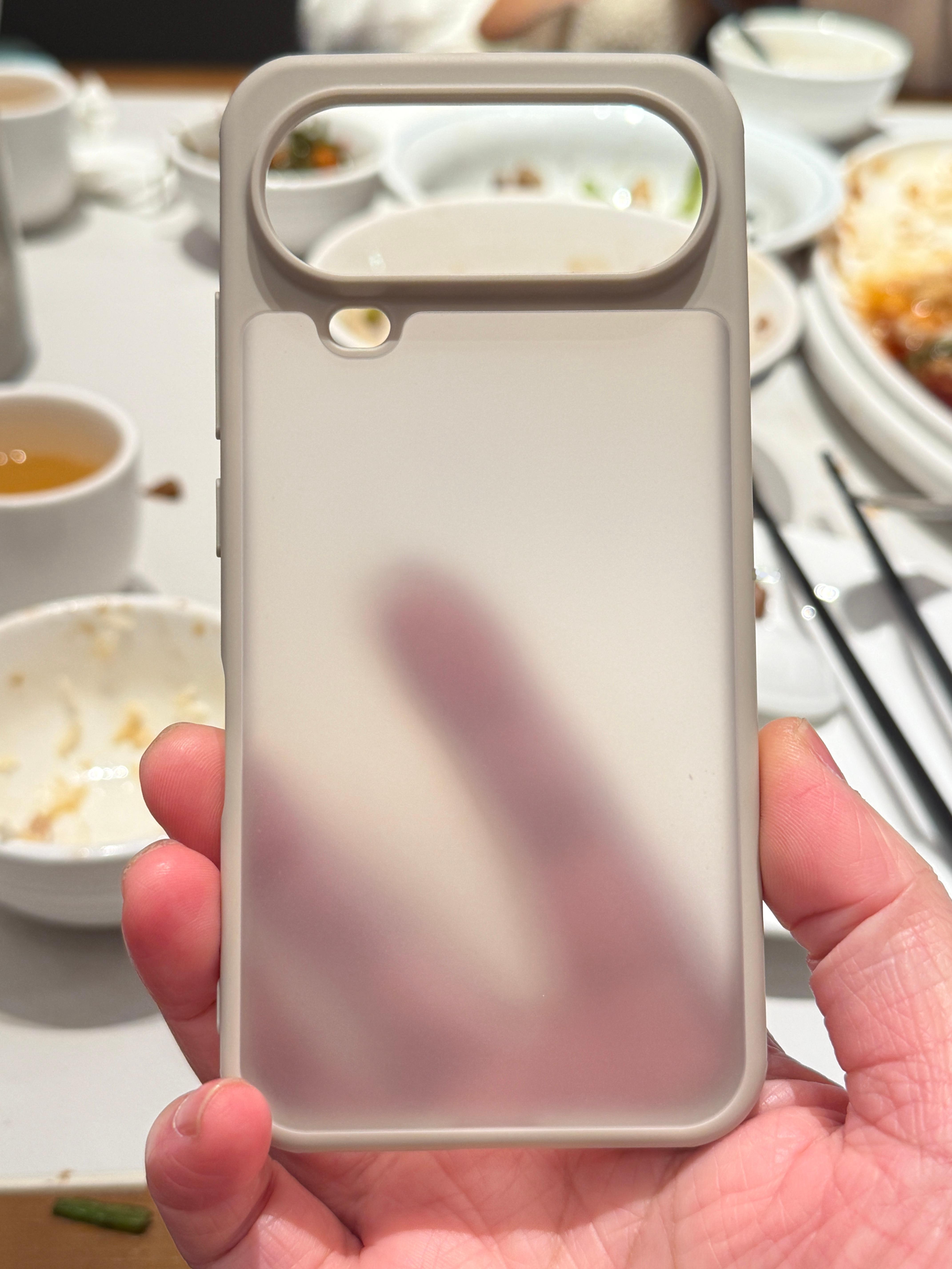 荣耀Magic8ProAir机甲壳样品已到我发现工厂终于把机型标记做成内