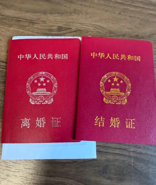 终于懂了，为什么00后离婚率越来越高！我表妹就是个例子。 我表妹26岁，结婚